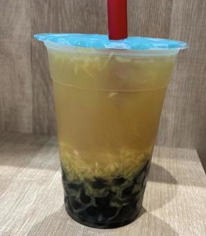 タピオカドリンク〜ストレートティー タピオカドリンク〜ストレートティーの写真