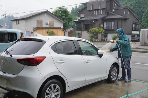雨の日の洗車11 雨の日の洗車11 洗車,自動車,マイカーの写真素材