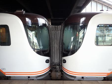特急「ひだ」の車両連結部 jr美濃太田駅,美濃太田駅,特急ひだの写真素材
