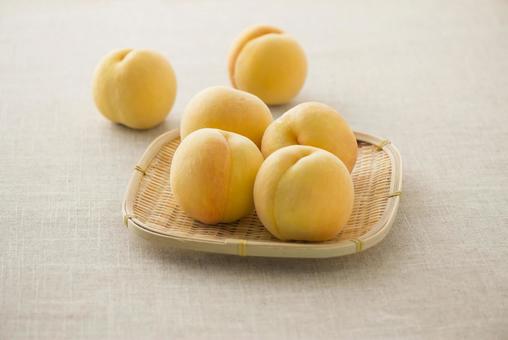 Golden peach Golden peach