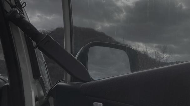 寒空の下、佇む刃物 寒空の下、佇む刃物 ナイフ,刃物,ミリタリーの写真素材
