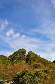 世界遺産になった佐渡金山の道遊の割戸の写真