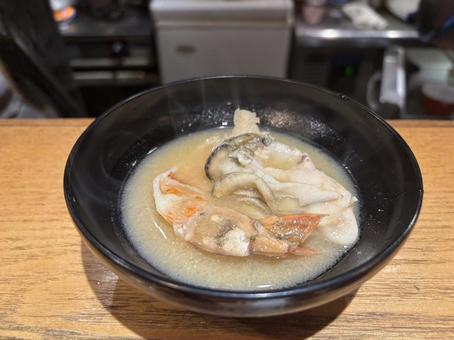 海の宝石 牡蠣とエビの贅沢スープ 海の宝石 牡蠣とエビの贅沢スープ 牡蠣,エビ,シーフードの写真素材