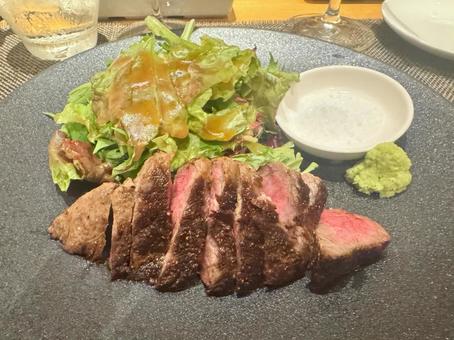 A5黒毛和牛 能登牛イチボステーキ A5黒毛和牛 能登牛イチボステーキ 牛肉,ステーキ,ビーフステーキの写真素材