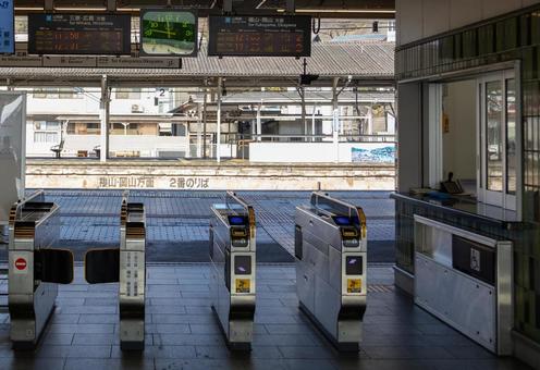 JR西日本仕様の自動改札機 JR西日本仕様の自動改札機の写真