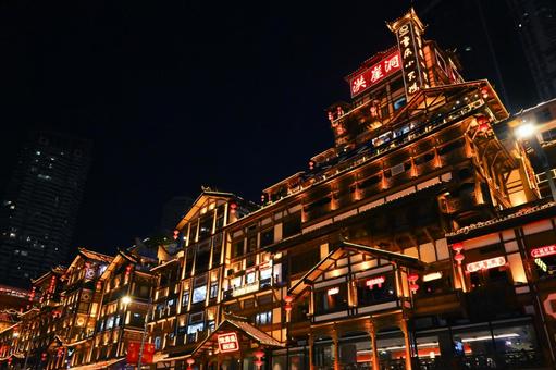 重慶夜景・洪崖洞 洪崖洞,重慶,夜景の写真素材