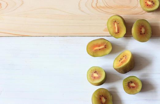 国産の早生キウイフルーツのフレームD キウイフルーツ,フレーム,果物の写真素材