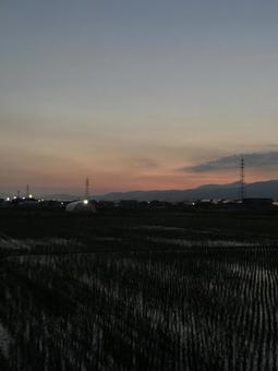 Dusk (Vertical), JPG