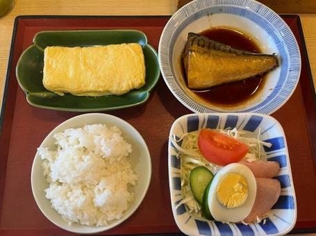 鯖の煮付けとだし巻き定食 鯖の煮付け,だし巻き卵,さばの写真素材