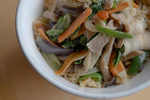 野菜インスタントラーメン5 ラーメン,家,ランチの写真素材