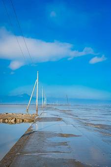 熊本県　宇土市　長部田海床路の風景 長部田海床路,宇土,海中道路の写真素材