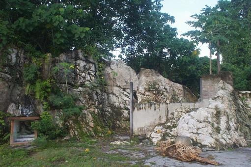 岩 岩,石灰岩,裂け目の写真素材