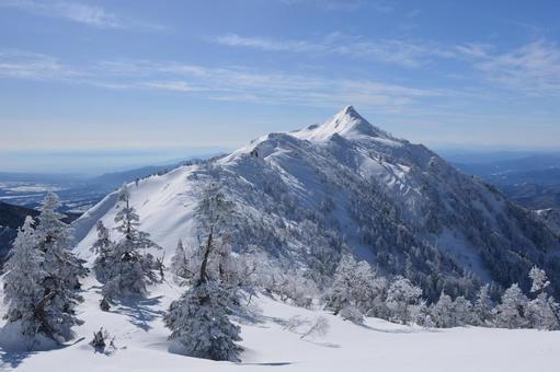 武尊山 雪山,雪,登山の写真素材