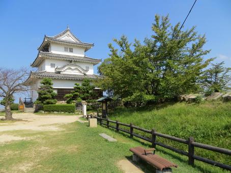 丸亀城 天守 本丸 丸亀城 天守 本丸 丸亀城,現存天守,高石垣の写真素材