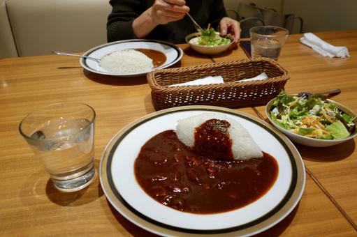 ハヤシライス ハヤシライス ハヤシライス,皿,カフェの写真素材