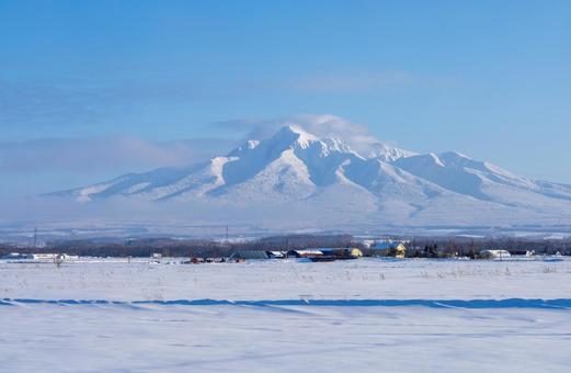 孤高の名峰、斜里岳 孤高の名峰、斜里岳の写真