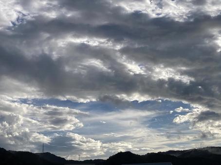 厚い雲 厚い雲の写真