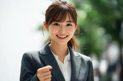 若いビジネス女性のイメージ 若いビジネス女性のイメージの写真