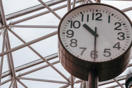 10時30分丁度です 10時30分丁度です 時計,時間,分の写真素材