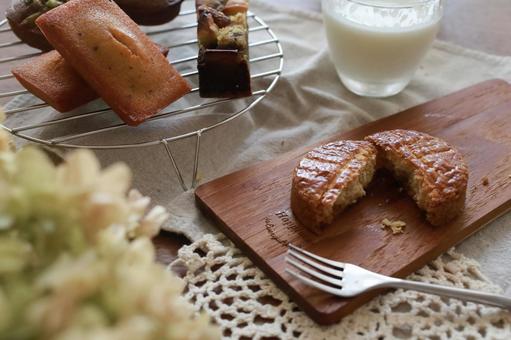 ガレット ガレット ガレット,焼き菓子,フィナンシェの写真素材