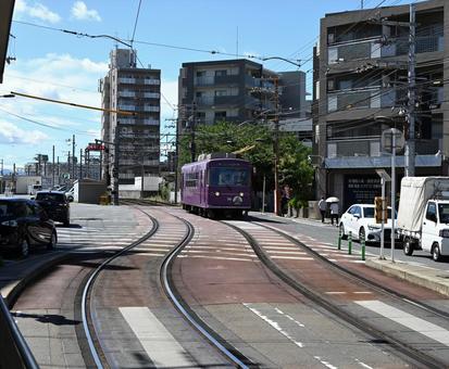 現代とレトロの融合 現代とレトロの融合 路面電車,電車,レールの写真素材