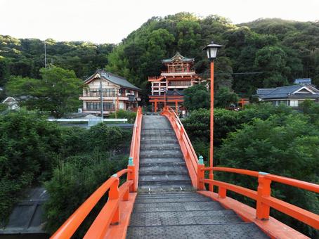 草戸稲荷神社 稲荷橋 草戸稲荷神社 稲荷橋の写真