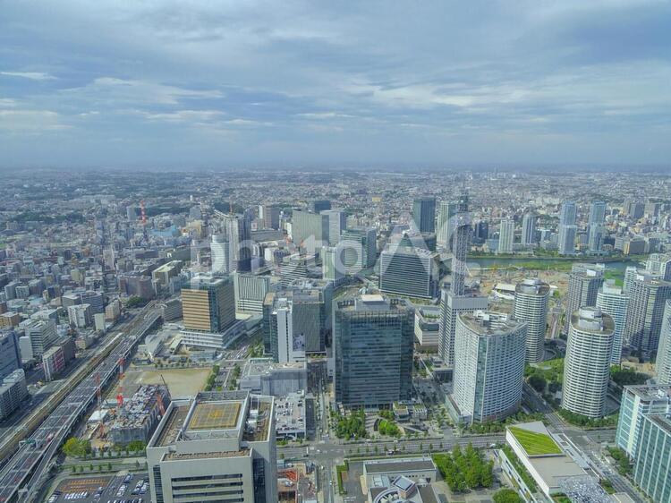 【神奈川県】横浜ランドマークタワーから見た横浜駅周辺 横浜駅,横浜,みなとみらいの写真素材