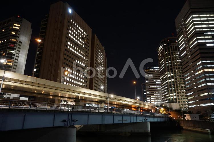 東京　港区　天王洲アイルと湾岸通り　首都高速道路 夜景,天王洲アイル,首都高速道路の写真素材