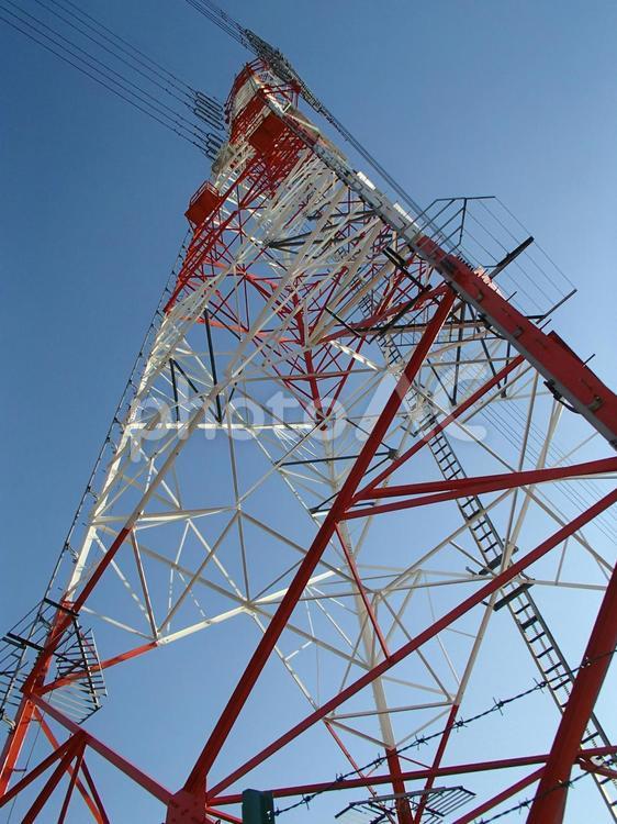 鉄塔がある風景 鉄塔,送電線,電線の写真素材