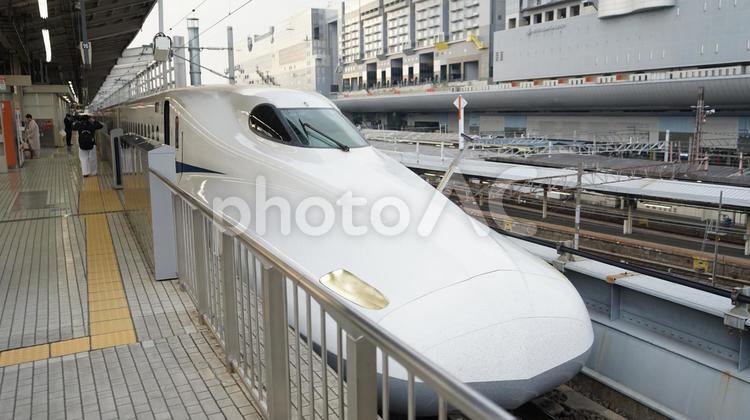 新幹線　N700系　のぞみ 鉄道,駅,乗り物の写真素材