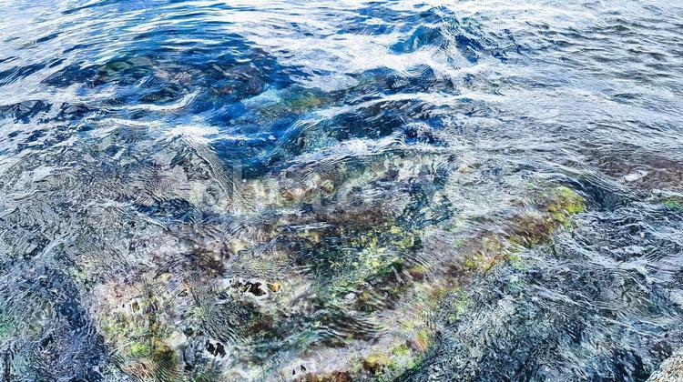松川浦海岸の素晴らしい景色 海,波紋,波の写真素材