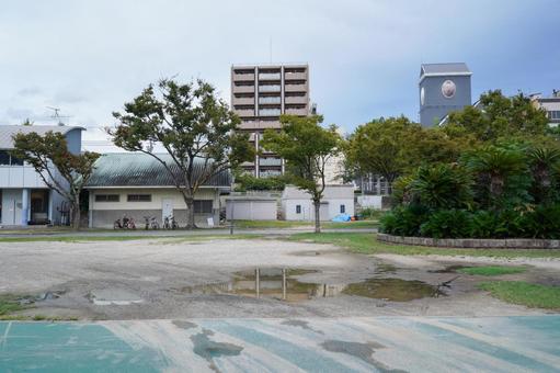 雨上がりの公園広場 雨上がりの公園広場 桜之宮公園,天気,雨上がりの写真素材