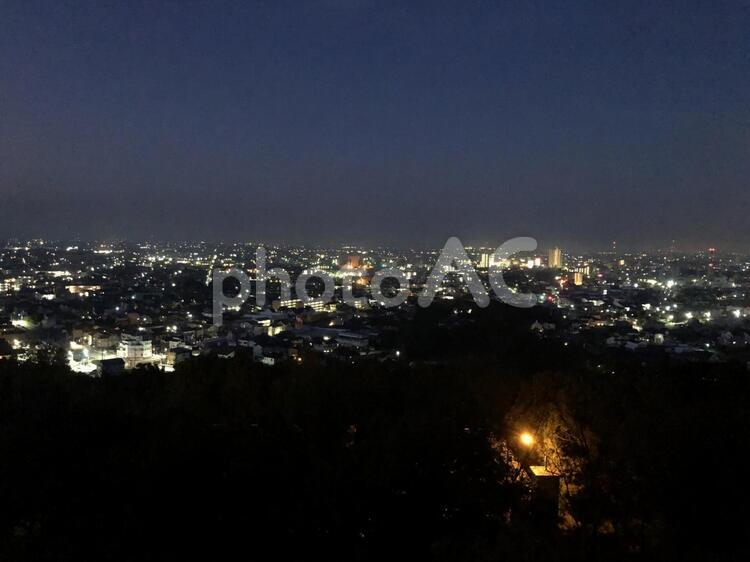 夜景 都市,光,水域の写真素材