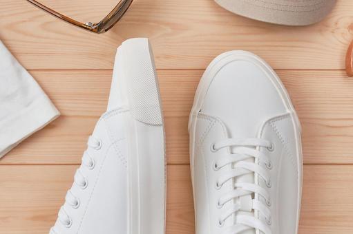 スニーカー スニーカー,皮,革の写真素材