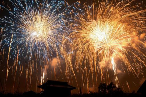 日本の夏と花火大会 日本の夏と花火大会の写真