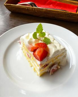 苺のショートケーキ 苺のショートケーキ,ケーキ,苺の写真素材
