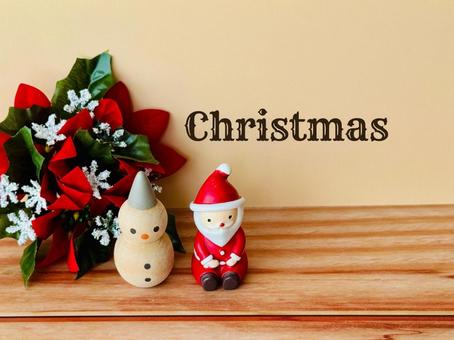 クリスマスの文字とサンタ&スノーマン クリスマスの文字とサンタ&スノーマン クリスマス,サンタ,雪だるまの写真素材