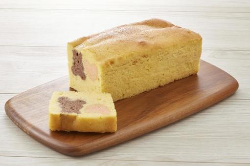 クマさんパウンドケーキ パウンドケーキ,焼き菓子,クマの写真素材