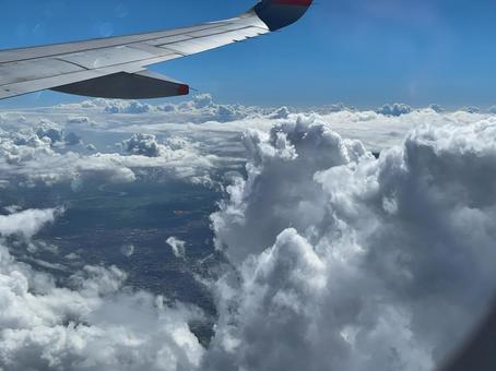 飛行機からの雲海 晴天,飛行機,雲の写真素材