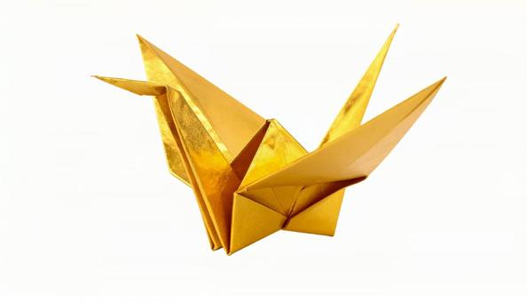 金色の折り鶴 折り紙 (背景透過) 金色の折り鶴 折り紙 (背景透過)の写真