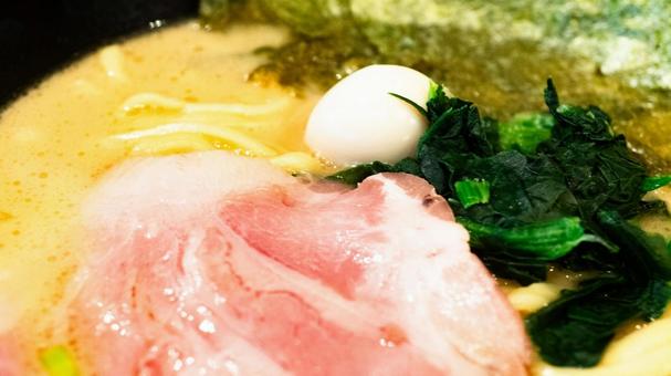 家系ラーメン 家系ラーメン 家系ラーメン,ラーメン,麺料理の写真素材