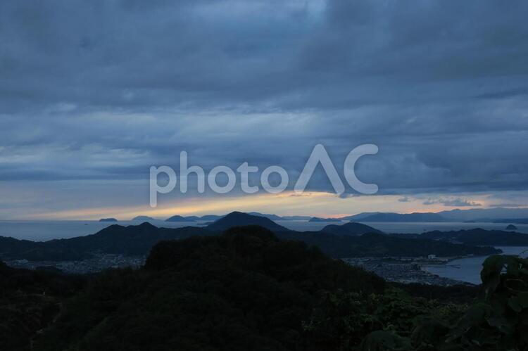 瀬戸の夕暮れ 何人もありません,風景,山の写真素材