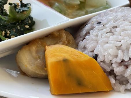 ヘルシーランチプレートの煮物 ヘルシーランチプレートの煮物 ディナー,外食,プレートの写真素材