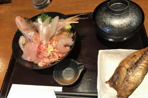 海鮮丼 海鮮丼の写真
