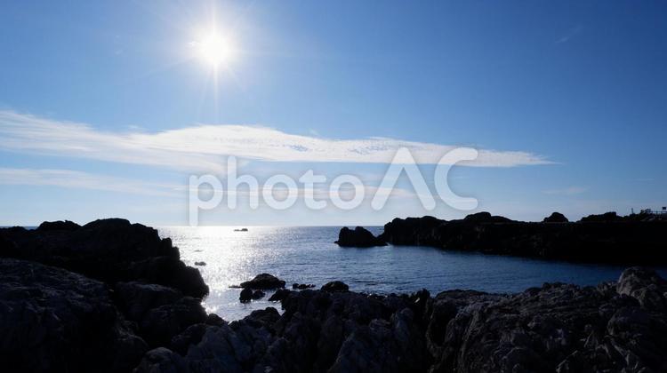 男鹿半島の磯と夕日 男鹿半島,入道崎,日本海の写真素材