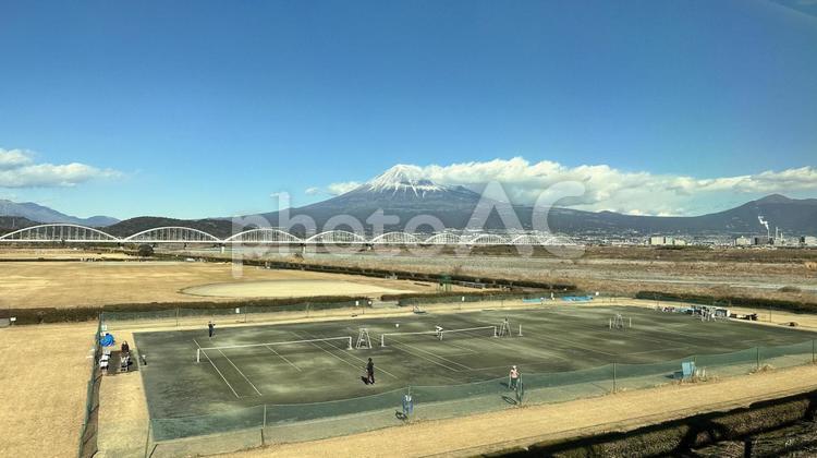 田舎の田んぼの眺め 田舎,田んぼ,新潟の写真素材