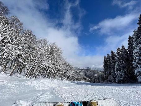 山の雪景色 山の雪景色の写真