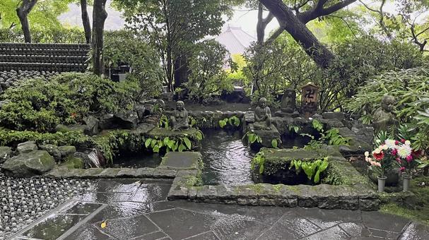 坂東33観音 04番 長谷寺 卍池 坂東33観音 04番 長谷寺 卍池 長谷寺,海光山,慈照院の写真素材