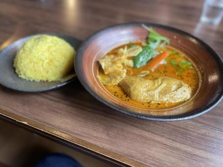 スープカレー スープカレー スープカレー,チキン,ピーマンの写真素材