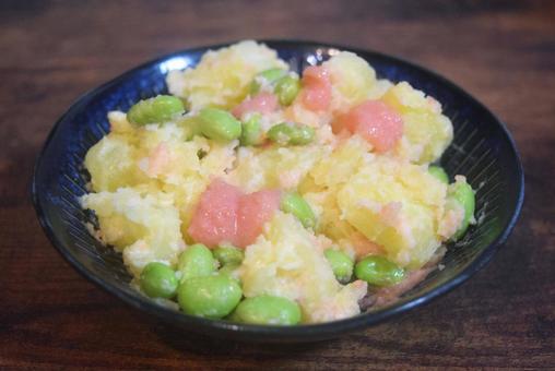 明太子と枝豆のポテトサラダ 明太子と枝豆のポテトサラダ ポテトサラダ,明太子,枝豆の写真素材